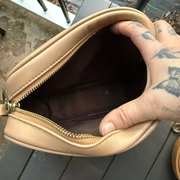 Vegan Purse Bundle - Picture 11 of 16